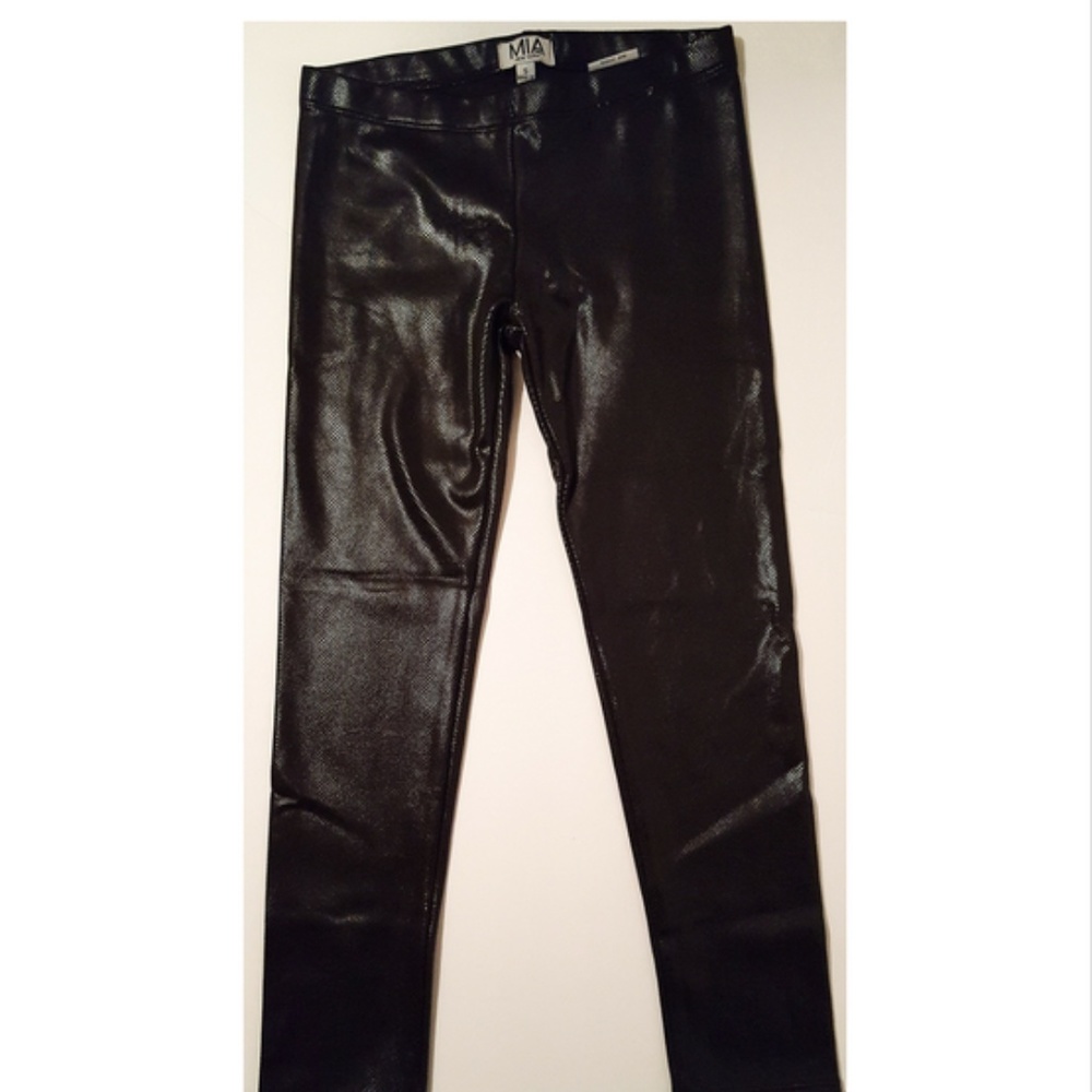 Faux Snake Skin Leggings